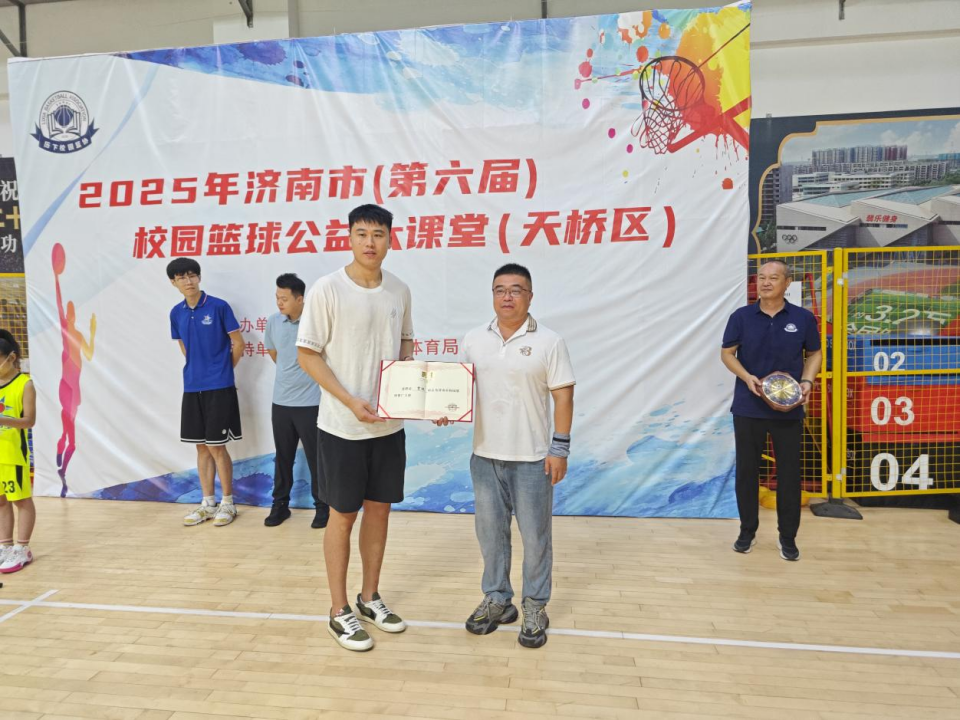 来越好, 学员们在教, 克服酷暑早